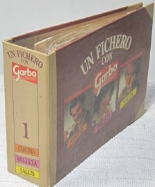 UN FICHERO CON GARBO 1 COCINA BELLEZA SALUD